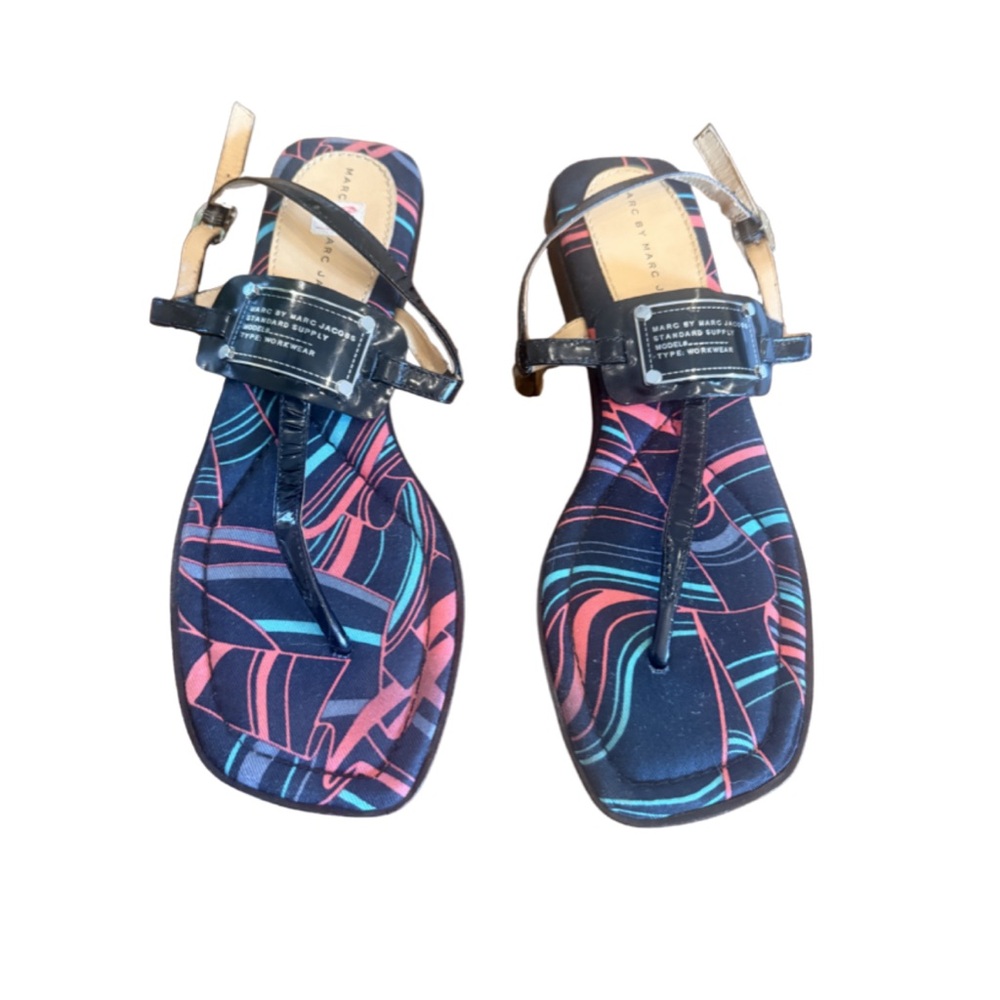 Marc by Marc Jacobs Black Patent T-Strap Sandals with Multicolor Printed Footbed